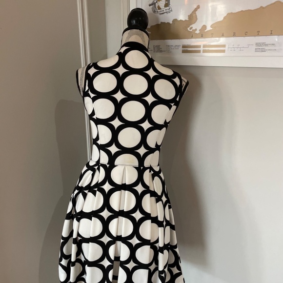 Boston Proper Fit and Flare Dress with Pockets - Picture 7 of 9